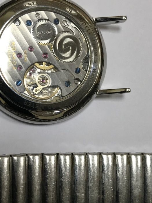 Часы Nomos Ludwig