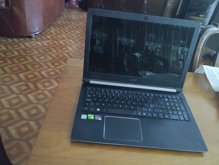 Portátel ACER 4gb RAM