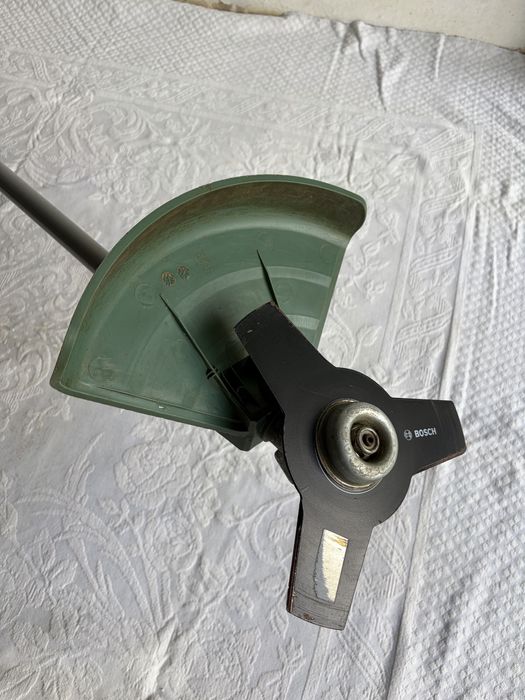 Roçadora Bosch ASF 23-37