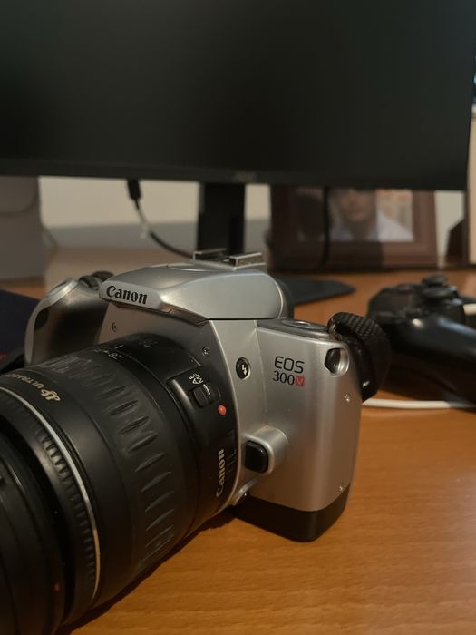 Canon  EOS  300V com extrax