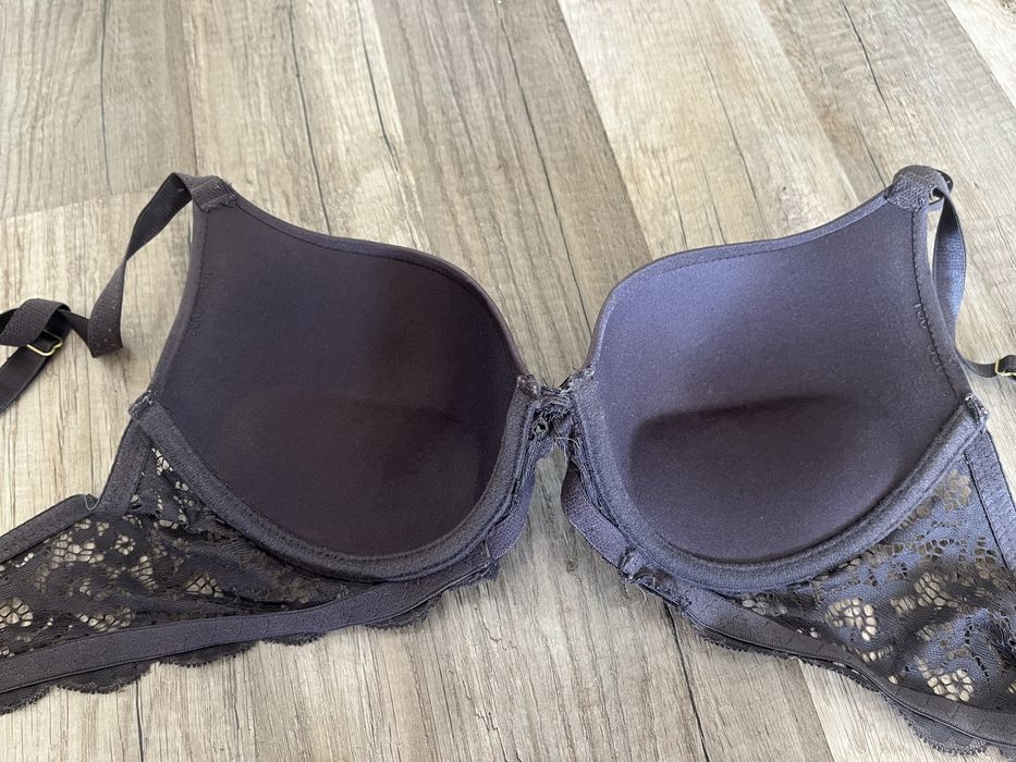 Biustonosz rozmiar 80b