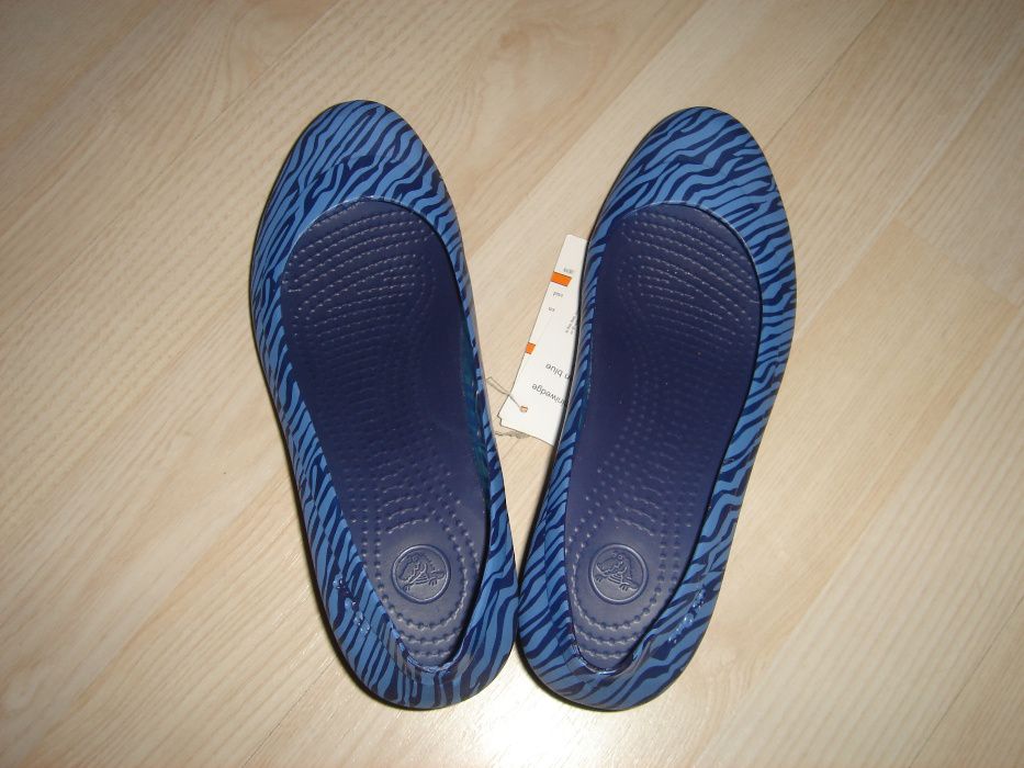 Балетки Crocs Carlisa Animal Graphic Miniwedge