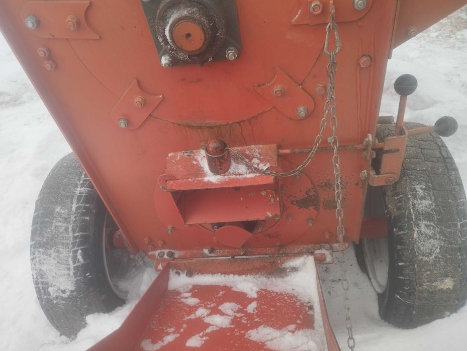 Гарбузовий комбайн МОROZ