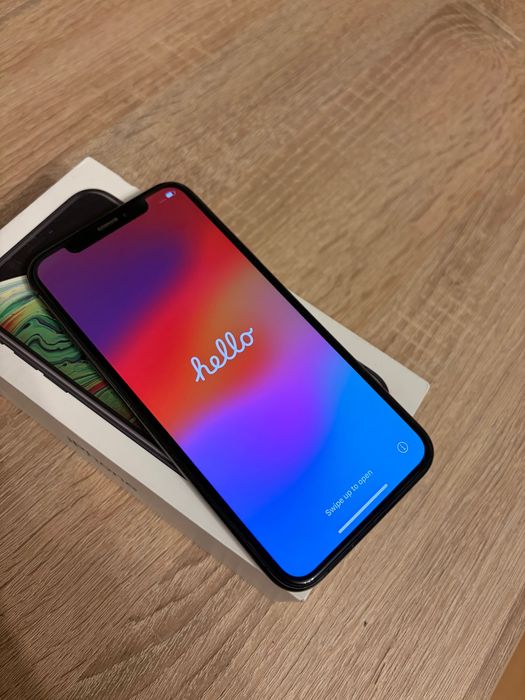 iPhone XS 64 GB  Bardzo Dobry stan
