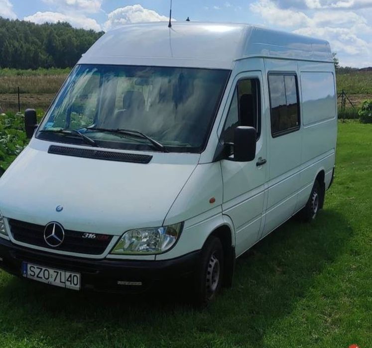 В розборі Mercedes Sprinter 2.2 2004рік