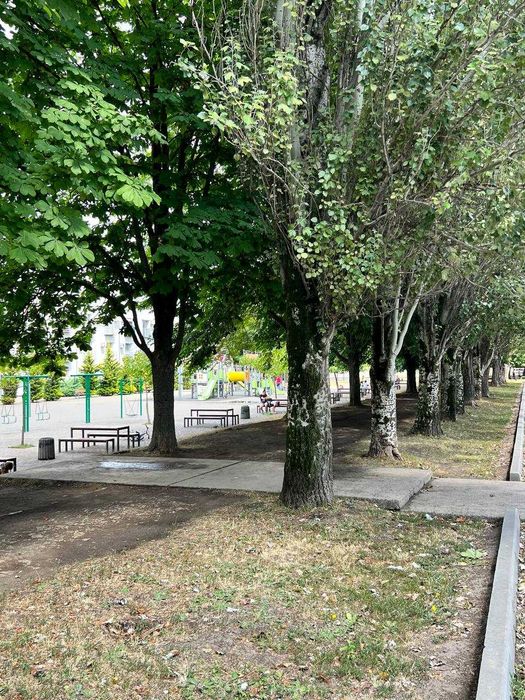 ПРОДАМ 1-кімнатну квартиру в ЖК «Золоті Стовпи» на Слобідці