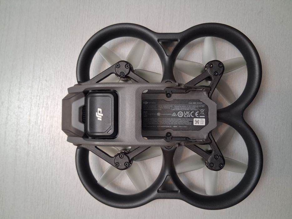 Dji Avata sam dron w idealnym stanie