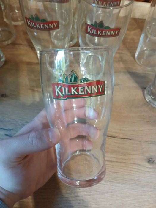 zestaw kufli/szklanek do piwa