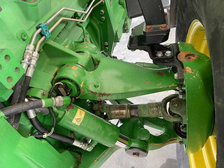 John Deere 8220-2002 року