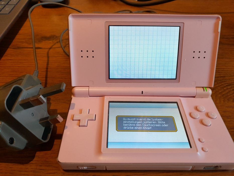 Nintendo DS Lite