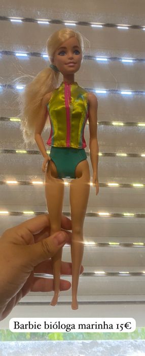 Vendo Barbies originais usadas em bom estado
