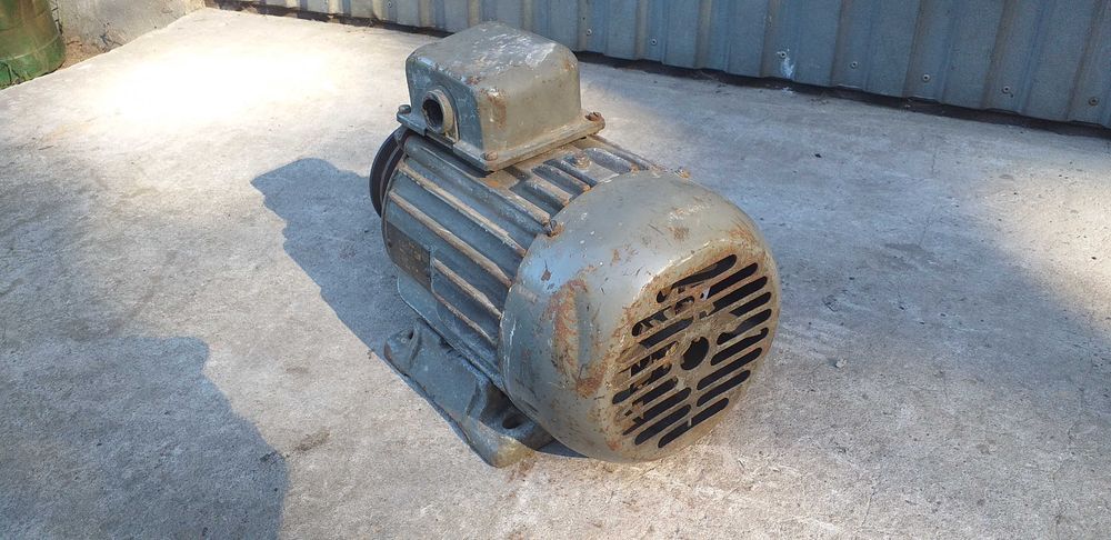 Silnik 1,1kw 1390 obr. Polski