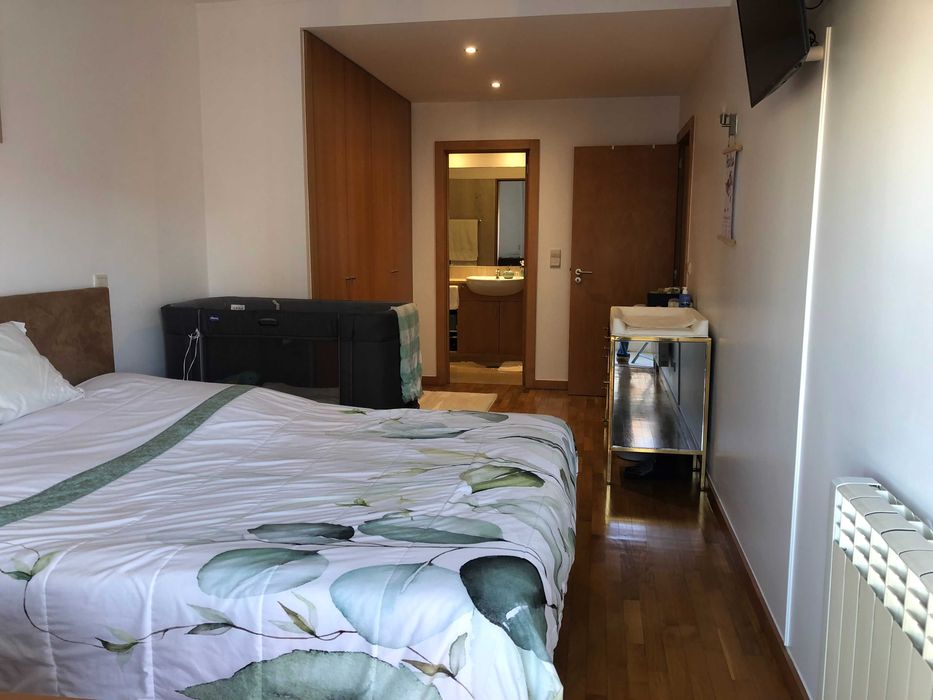 T2+1 último piso voltado a poente nos Maninhos, Maia, por 335.000€