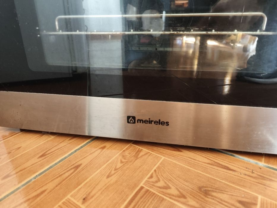 Forno eletrico MEIRELES.