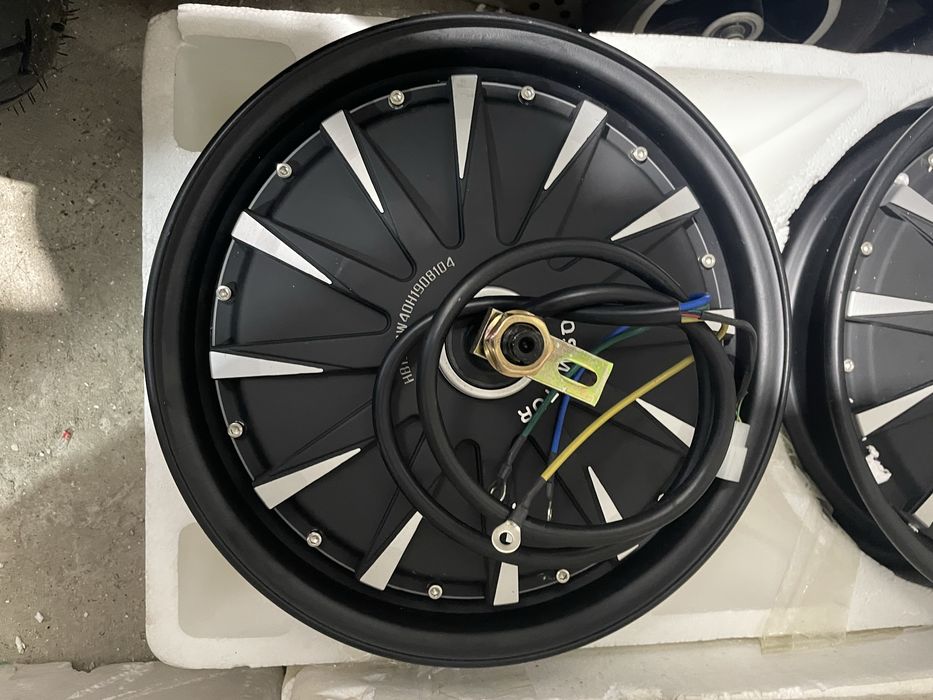 Мотори на електроскутер, моторколеса, електромотори