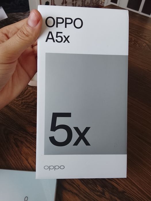 OPPO A5x 90 € usado como novo