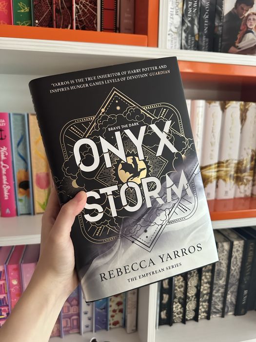 Onyx storm fairyloot signed