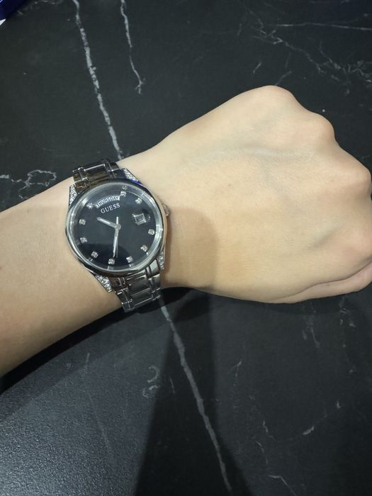 Годинник GUESS жіночий