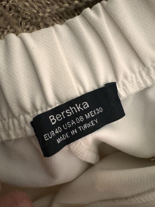 Нова юбка-шорти bershka