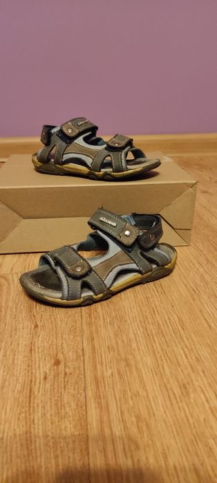 Sandały chłopięce firmy Kornecki rozmiar 24