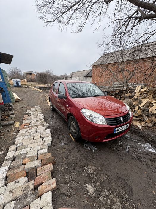 Рено Сандеро 1.4