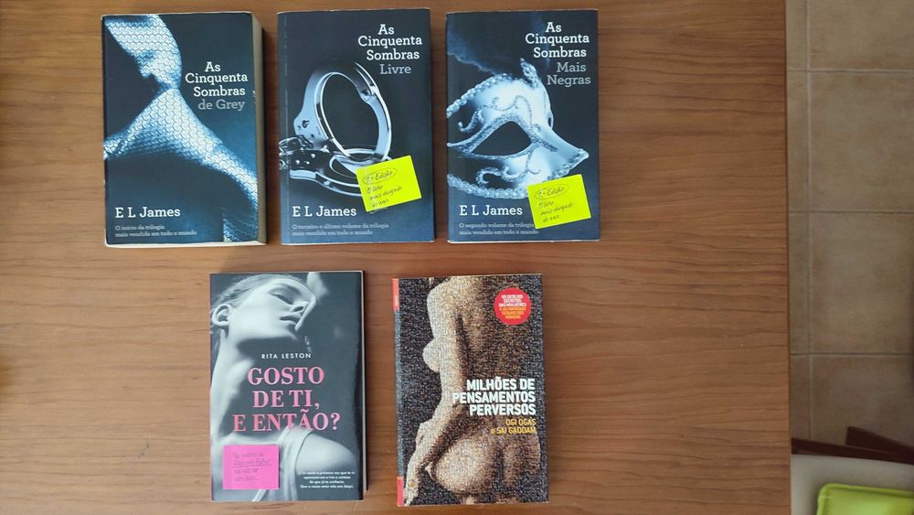 Conjunto de livros eróticos