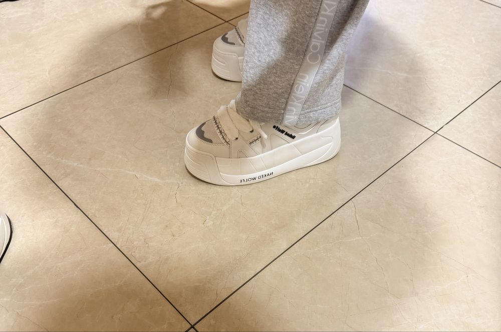 Кросівки Naked Wolfe