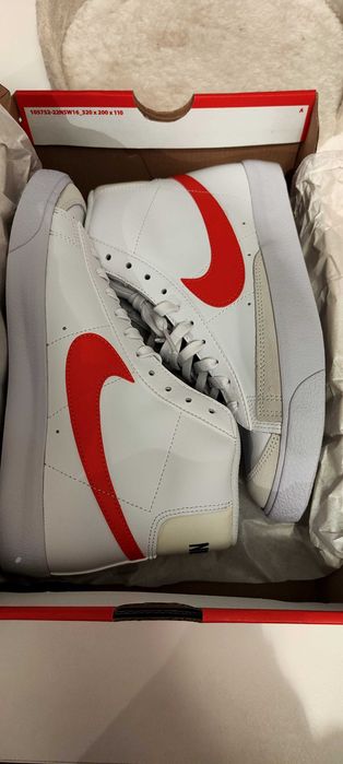 Nike Blazer Mid 77 NOVAS Tamanho 40
