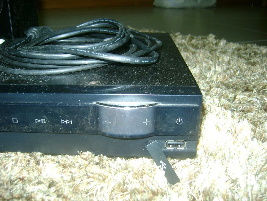 Home cinema Samsung + 5 colunas + Subwoofer