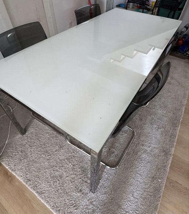 Mesa Jantar ikea  + 4 cadeiras