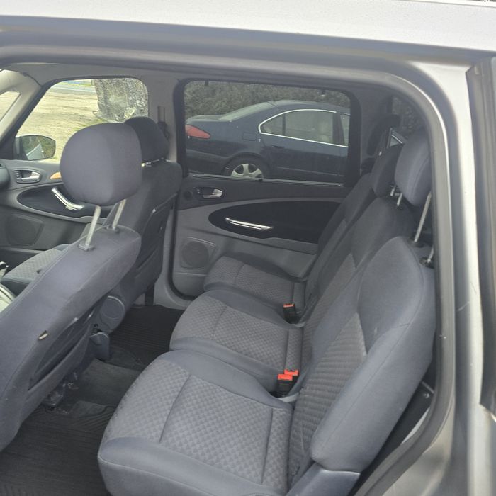 Ford Galaxy  max  ghia opcjia 7 osob