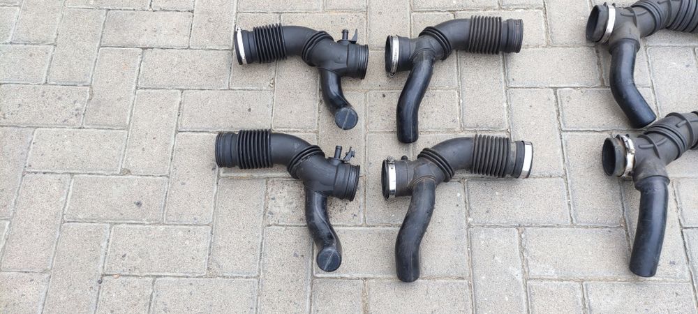 Патрубок 8200186822, Рено1.6 бензин  Меган 2, Сценік 2