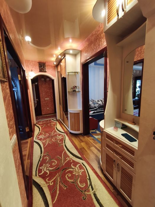 Продам 4 к квартиру вул. ЗСУ біля ринку