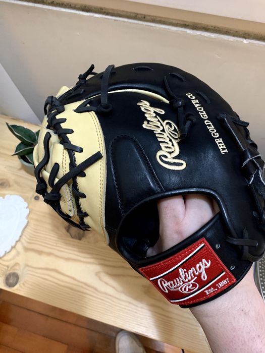 Rawlings Heart of the Hide 13' First Base Mitt