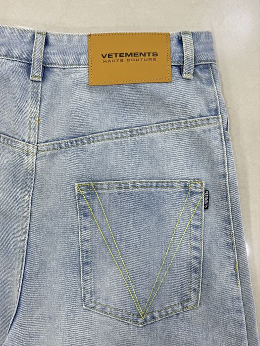 Джинси Vetements Logo-Print  Baggy Jeans | 28,30 | У наявності !