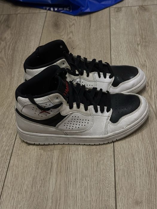 Кросівки жіночі Nike Air Jordan Jumpman