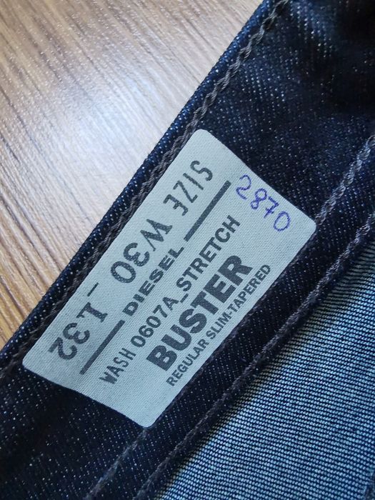Diesel Buster Regular Slim Tapered W30 L32 spodnie jeansowe jeansy