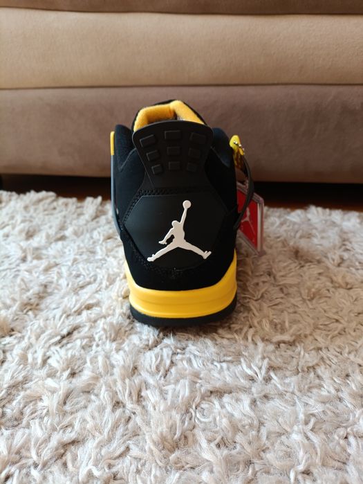 Jordan 4 Retro Yellow Thunder