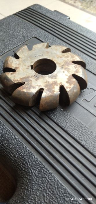 Фреза 125R 12.  P18