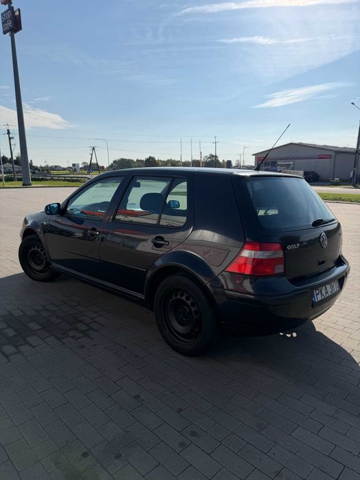 VW GOLF 4  1.9TDI  110km.