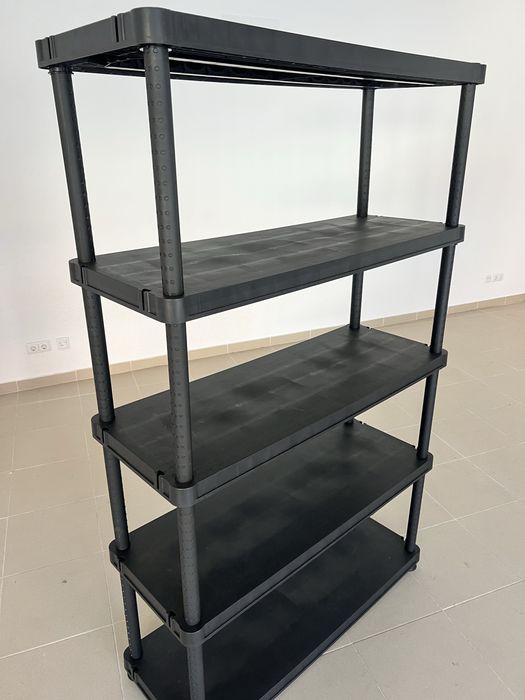 Estante de PVC como nova