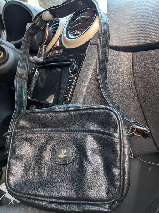 Маленькая сумка через плечо