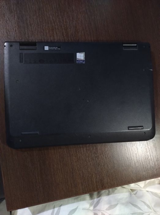 Laptop dotykowy Yoga 11e