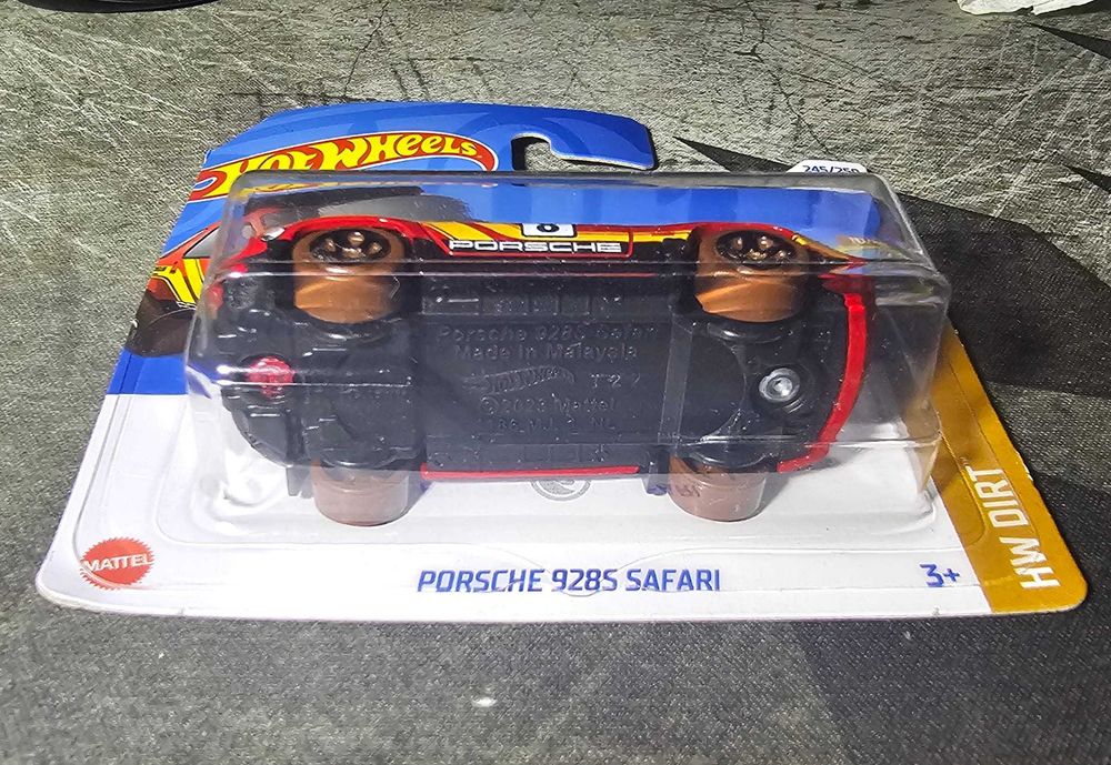 Hotwheels Porsche 928S Safari (treasure hunter)