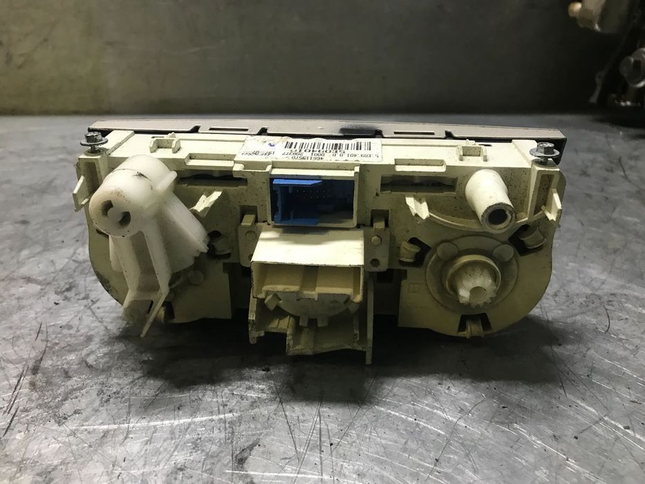 COMANDO / REGULADOR SOFAGEM E AC OPEL CORSA D 466119570