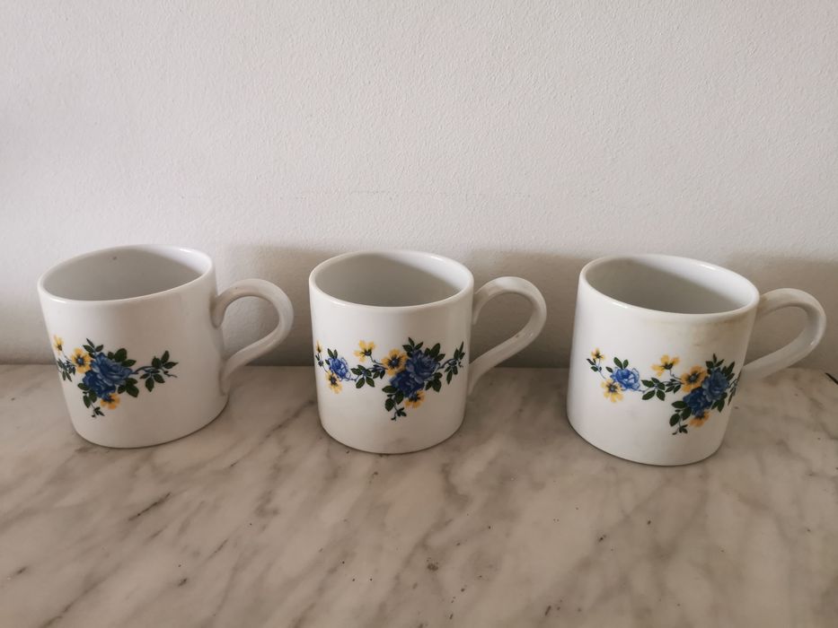 Três Canecas   -472502533693777920
