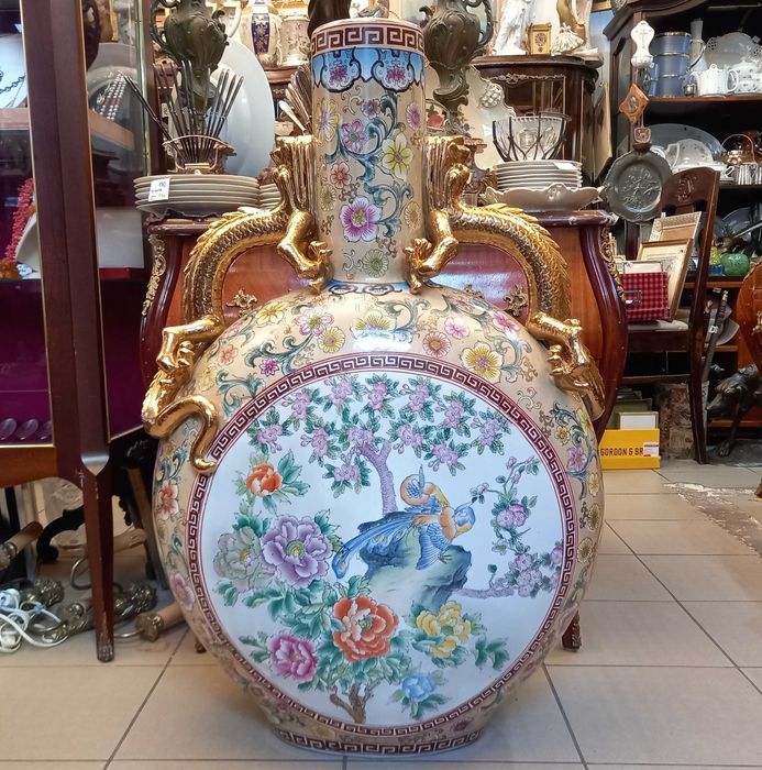 Potężny wazon ze smokami, Chiny, 24 karat, wys. 91cm, szer. 63cm