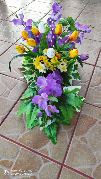 Stroik na grób, cmentarz