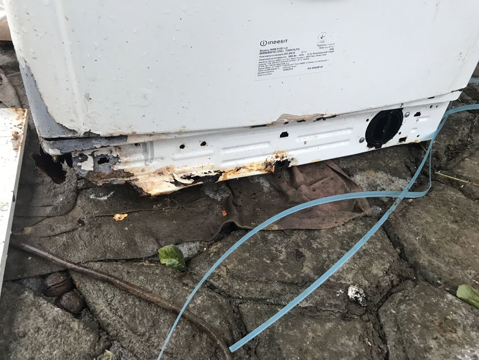 Стіральна машина Indezit. Працююча