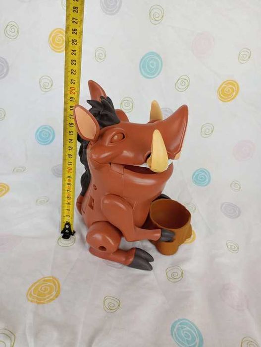 Pumba siesta do Rei leão